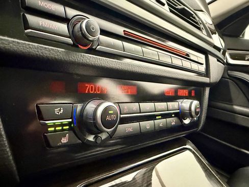 Used 2015 BMW 528i xDrive 528i xDrive AWD 4dr Sedan image 38