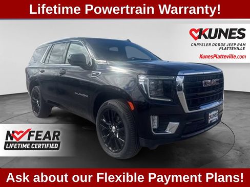Used 2024 GMC Yukon SLE AWD/4WD image 3