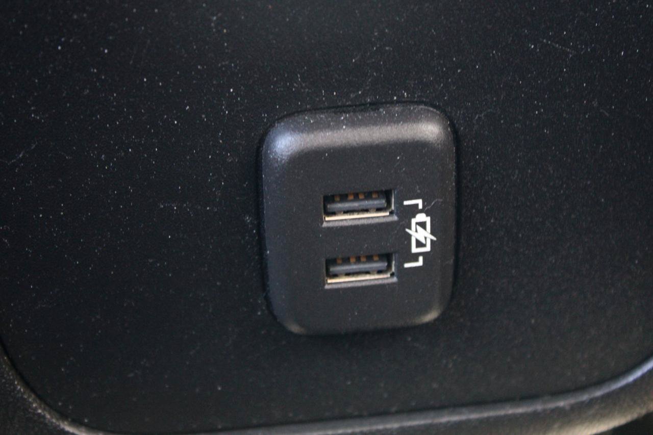 Used 2020 Chevrolet Equinox LT FWD image 44