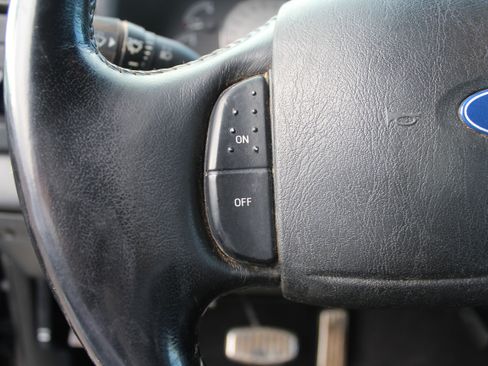 Used 2004 Ford F250 XL image 24