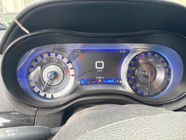 Used 2019 Chrysler 300 S RWD image 12