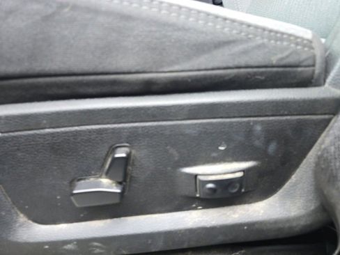 Used 2024 RAM 3500 Big Horn image 7