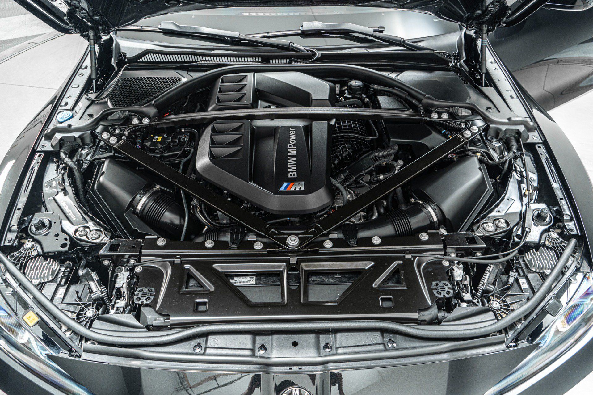 Used 2022 BMW M4 xDrive Competition w/ Executive Package AWD/4WD image 12