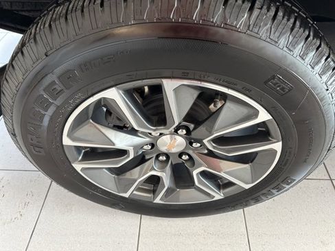 Used 2024 Chevrolet Silverado 1500 LT w/ All Star Edition Plus image 18