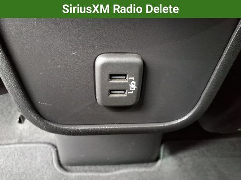Certified 2019 Chevrolet Equinox LS w/ LS Convenience Package FWD image 20
