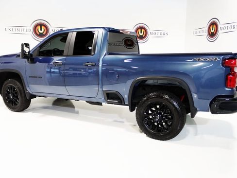 Used 2026 Chevrolet Silverado 2500 Custom w/ Custom Value Package image 32