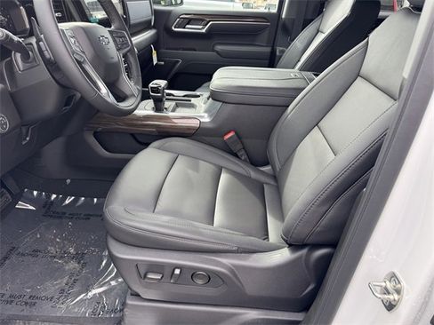 New 2026 Chevrolet Silverado 1500 RST w/ Rally Edition image 13