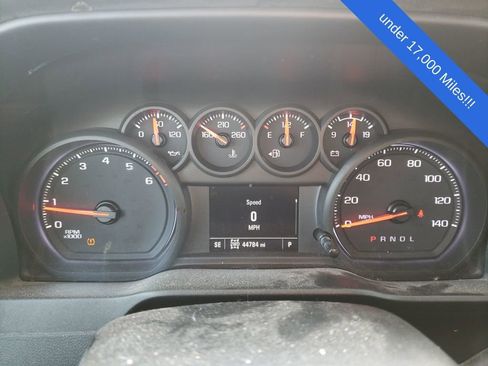 Used 2020 Chevrolet Silverado 2500 Custom w/ Custom Value Package image 15