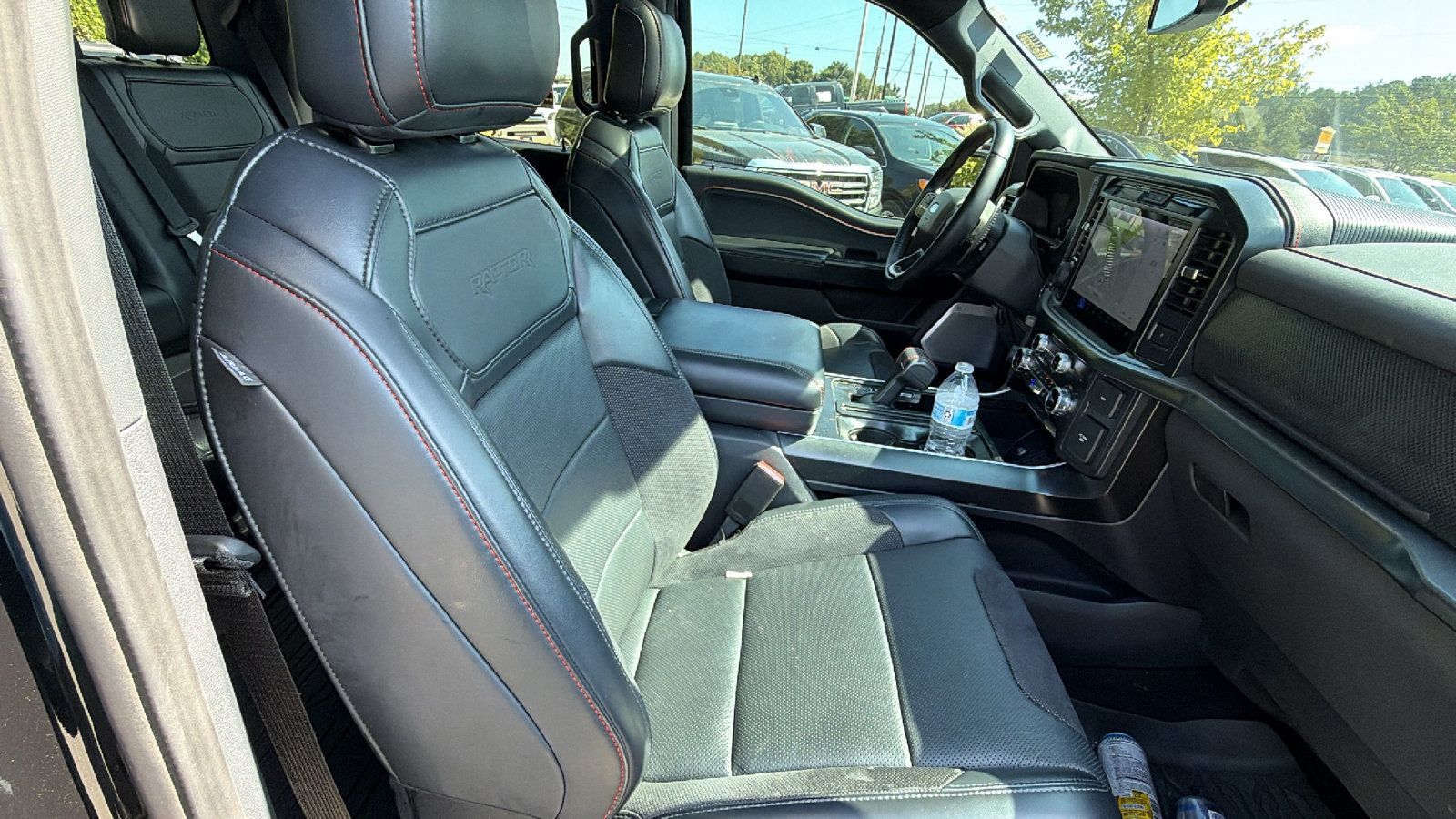 Used 2025 Ford F150 Raptor AWD/4WD image 19