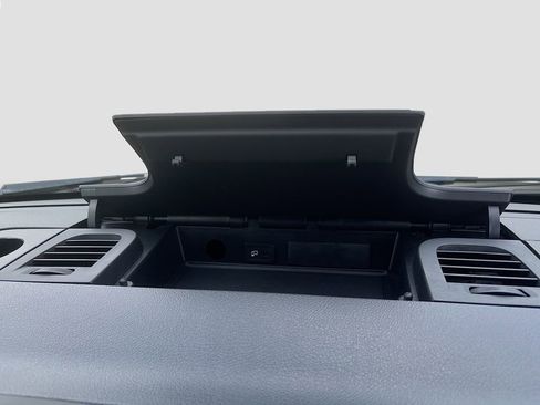 Used 2024 Mercedes-Benz Sprinter 2500 image 28