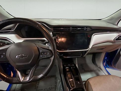 Used 2022 Chevrolet Bolt EUV Premier w/ Sun & Sound Package image 14