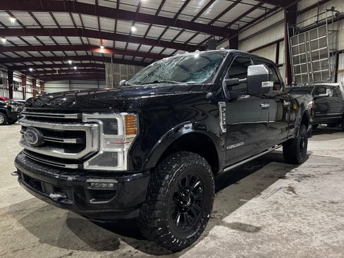 Used 2020 Ford F350 Platinum w/ Tremor Off-Road Package image 10