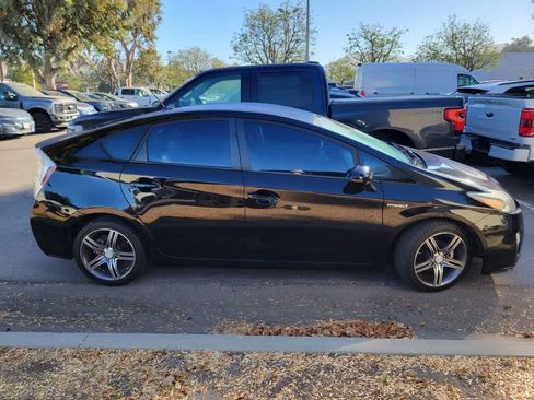 Used 2011 Toyota Prius Four w/ Navigation Pkg FWD image 10