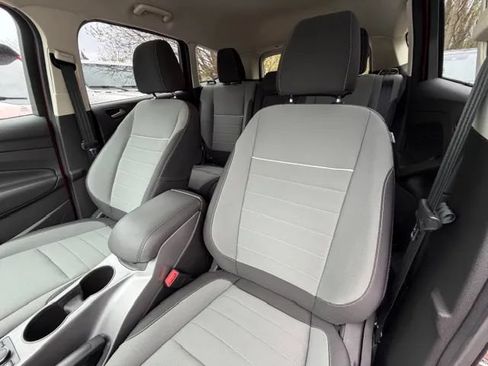 Used 2015 Ford Escape SE AWD/4WD image 13
