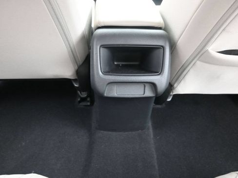 Used 2024 Honda HR-V LX image 19