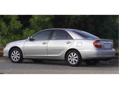 Used 2003 Toyota Camry XLE image 1