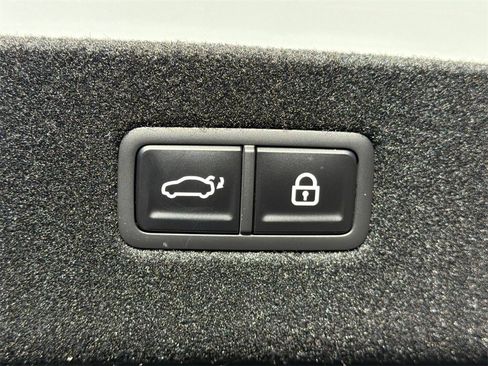 New 2026 Genesis G90 3.5T image 19