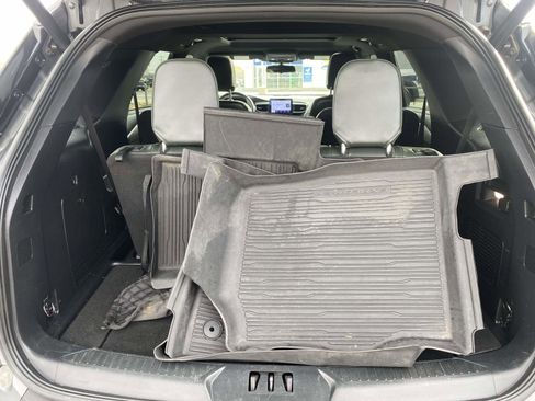 Used 2022 Ford Explorer Timberline image 10