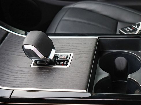 New 2026 Land Rover Range Rover Evoque Dynamic SE image 31