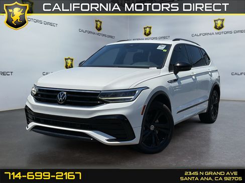 Used 2023 Volkswagen Tiguan SE R-Line FWD image 1