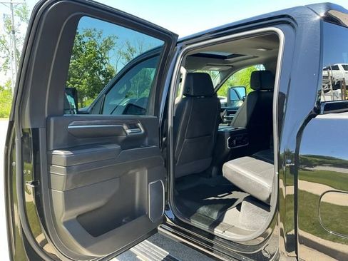 Used 2025 Chevrolet Silverado 2500 LTZ w/ Trail Boss Package AWD/4WD image 17