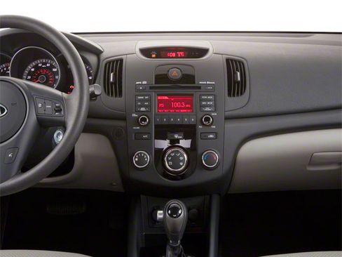 Used 2010 Kia Forte EX FWD image 23