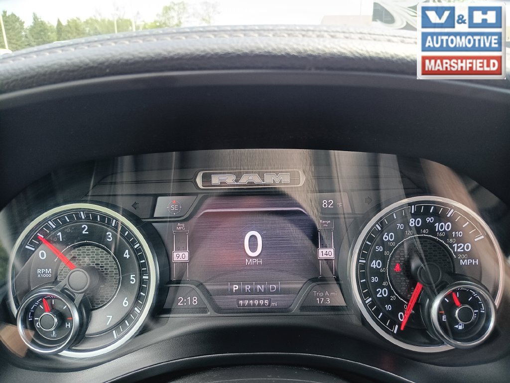 Used 2020 RAM 1500 Laramie w/ Sport Appearance Package AWD/4WD image 13
