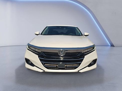 Used 2022 Honda Accord Touring image 9