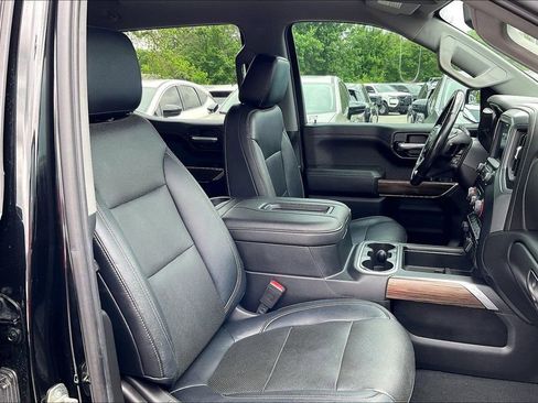 Used 2019 Chevrolet Silverado 1500 RST w/ True North Edition AWD/4WD image 9