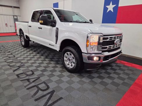 Used 2024 Ford F250 XLT w/ FX4 Off-Road Package AWD/4WD image 25