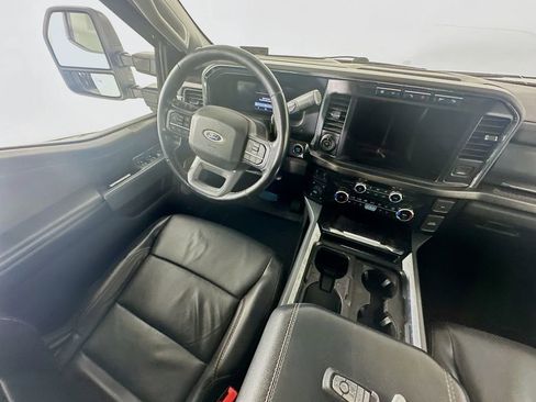 Used 2024 Ford F250 Lariat w/ Lariat Ultimate Package image 9