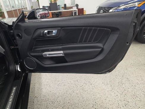Used 2017 Ford Mustang GT Premium w/ Equipment Group 401A RWD image 35