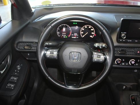 Used 2025 Honda HR-V Sport image 18