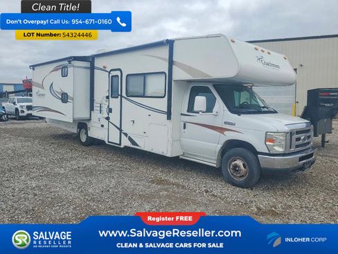 Used 2013 Ford E-450 and Econoline 450 Super Duty w/ Motorhome Prep Pkg RWD image 1
