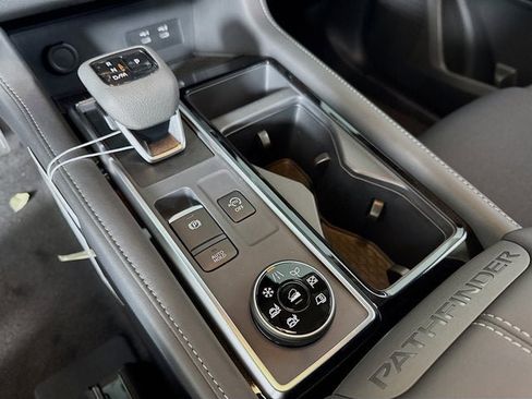 New 2026 Nissan Pathfinder SV AWD/4WD image 15