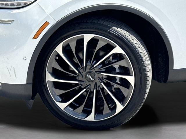 Used 2020 Lincoln Aviator Reserve w/ Equipment Group 202A AWD/4WD image 48