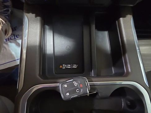 Used 2020 Chevrolet Silverado 1500 LTZ w/ LTZ Premium Package image 17