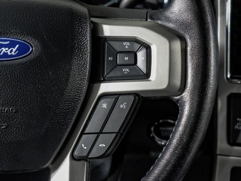 Used 2022 Ford F250 Lariat w/ Tremor Off-Road Package image 18