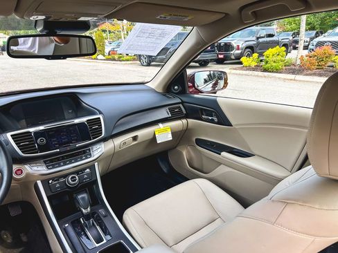 Used 2015 Honda Accord EX-L image 19