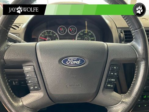 Used 2009 Ford Fusion SEL FWD image 11
