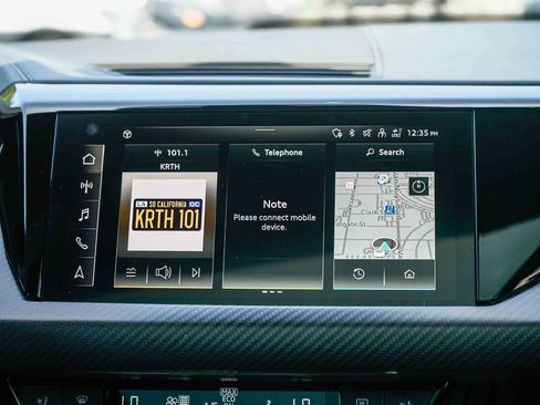 Used 2022 Audi e-tron GT Prestige w/ Prestige Package image 14