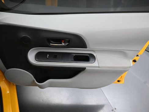 Used 2014 Toyota Prius C Two FWD image 31