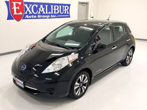 Used 2016 Nissan Leaf SV FWD image 40