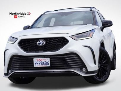 Used 2023 Toyota Highlander XSE