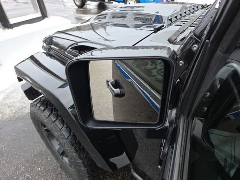 Used 2018 Jeep Wrangler Unlimited Sahara w/ Dual Top Group image 35