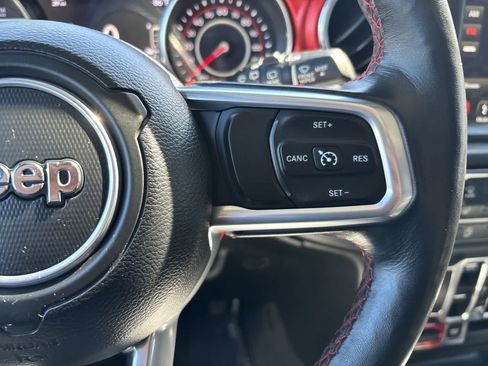 Used 2019 Jeep Wrangler Unlimited Rubicon AWD/4WD image 13