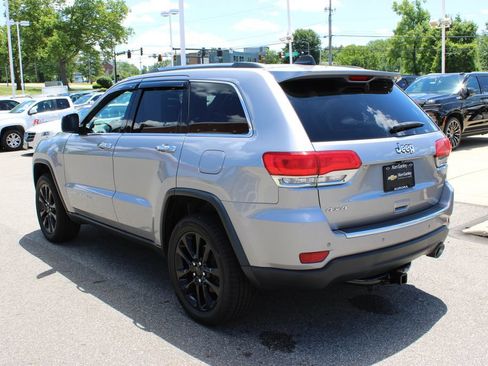 Used 2015 Jeep Grand Cherokee Limited w/ Luxury Group II AWD/4WD image 34