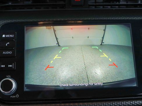 Used 2021 Nissan Kicks SV image 18