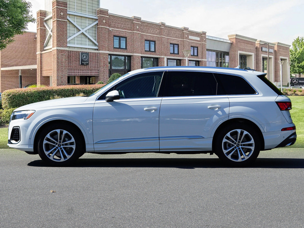 Used 2026 Audi Q7 3.0T Premium Plus AWD/4WD image 8