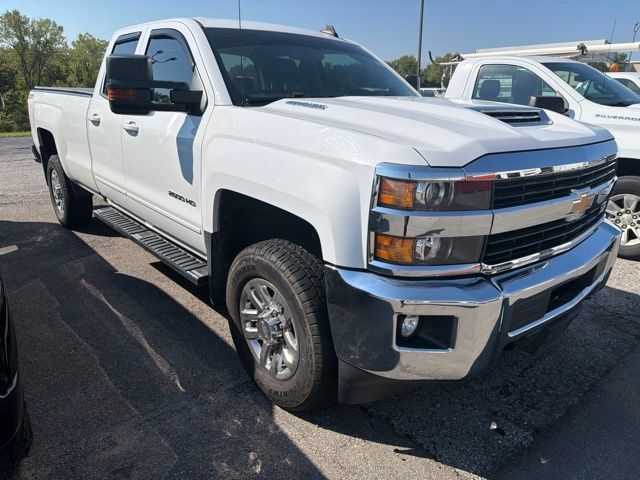 Used 2017 Chevrolet Silverado 2500 LT w/ LT Convenience Package AWD/4WD image 11